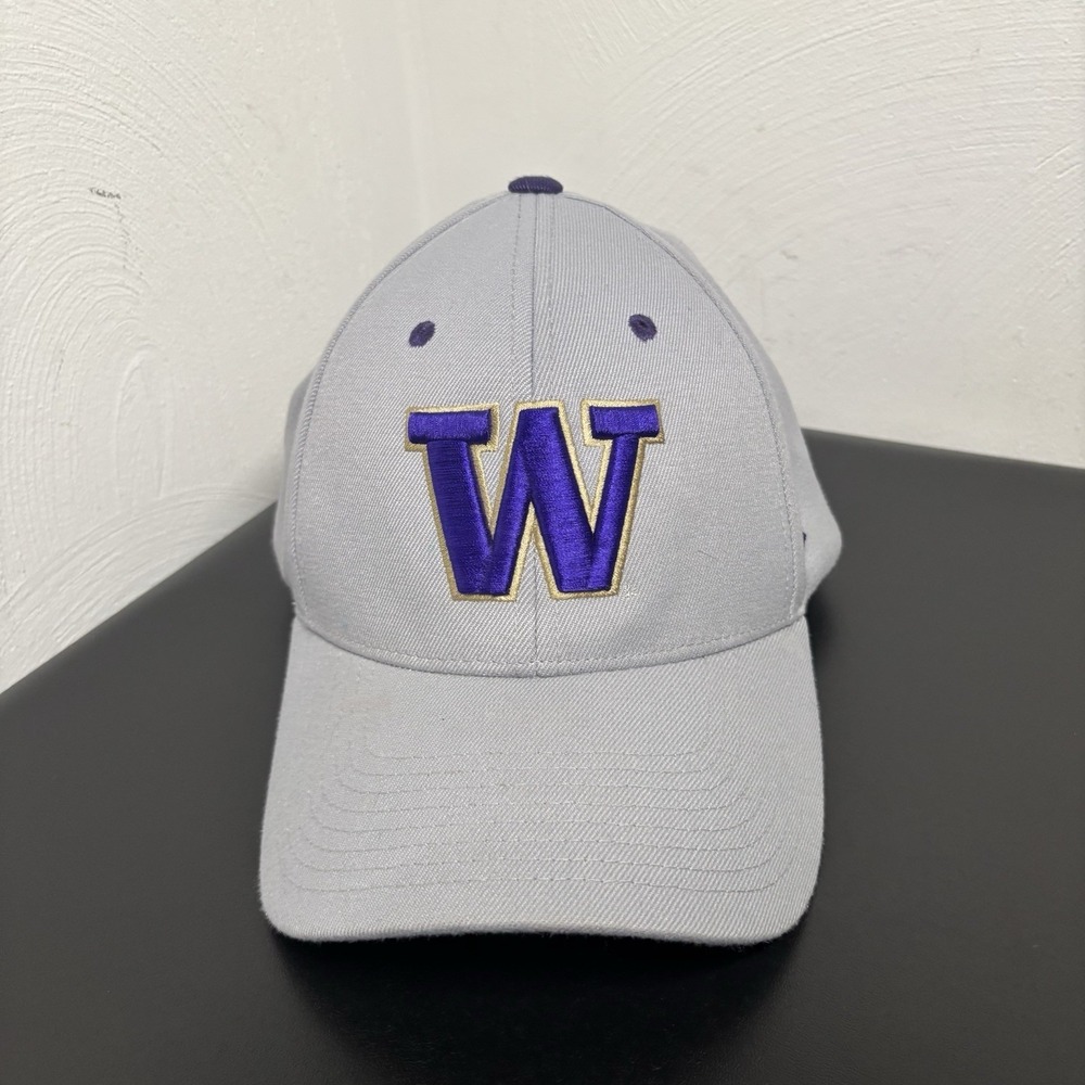 University of Washington Huskies Zephyr Hat Cap Gray Purple Adult Large NCAA